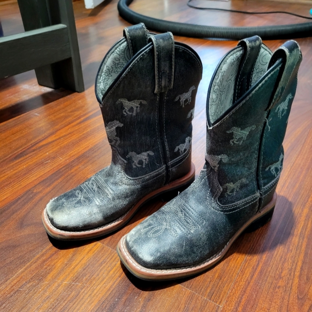 Smokey Mountain girls cowboy boots size 11.5 black